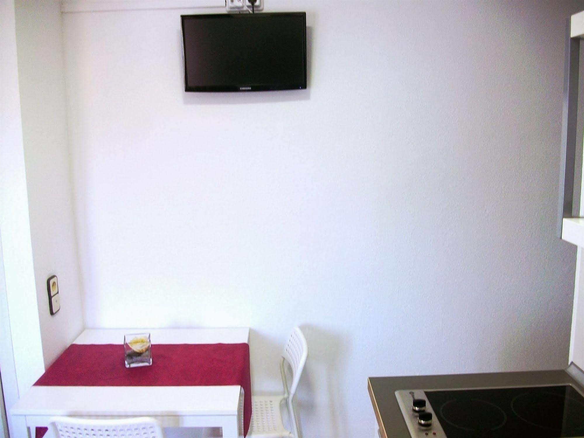 Apartamentos Ar Enjoy Bellavista Lloret de Mar Exterior photo