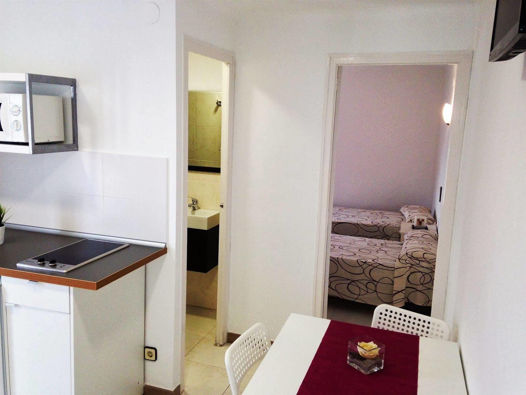Apartamentos Ar Enjoy Bellavista Lloret de Mar Exterior photo
