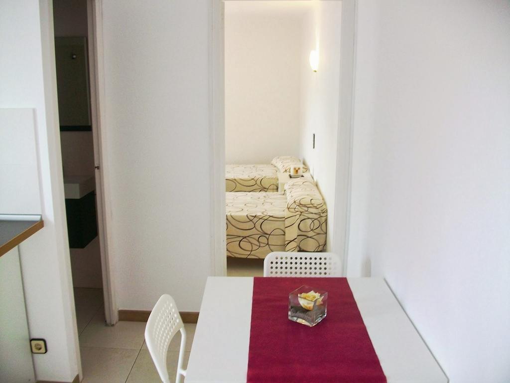 Apartamentos Ar Enjoy Bellavista Lloret de Mar Exterior photo